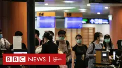 ရန်ကုန်လေဆိပ်မှာ လူငယ်တွေ ပြည်ပထွက်ခွင့် ကန့်သတ်လာ