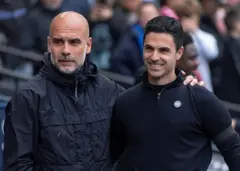 Peep Gaardiyoolaa fi leenjisaa Arsenaal Mikeel Arteettaa