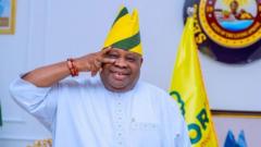 Kókó ohun mẹ́fà nípa Ademola Adeleke, gómìnà ìpínlẹ̀ Osun tó wọlé ṣáá kejì 