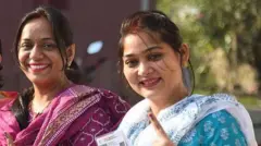 બિહાર વિધાનસભા ચૂંટણી, નીતીશ કુમાર ફરી મુખ્ય મંત્રી બનશે, એનડીએ તથા મહાગઠબંધન વચ્ચે ટક્કર, નીતીશકુમારની મહિલાઓમાં લોકપ્રિયતા 