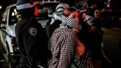جامعة كولومبيا: شرطة نيويورك تداهم مبنى الجامعة الذي احتله متظاهرون في غزة