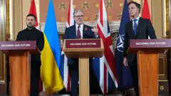 رهبران بریتانیا و اوکراین و دبیرکل ناتو