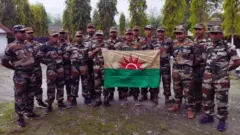 အာသံလွတ်မြောက်ရေးတပ်ဦး (ULFA-I) တပ်ဖွဲ့ဝင်တွေ (ပုံဟောင်း)