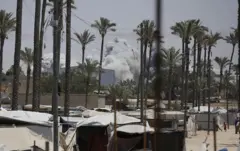 Uan explosión en Der al-Balah.