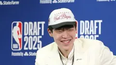 楊瀚森在新聞發佈會上