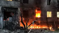 Горящее здание в Сумах