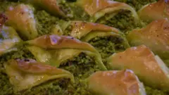 بقلاوة