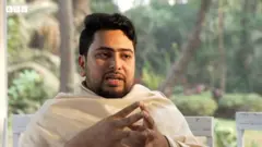 নাহিদ ইসলাম কথা বলছেন. ফাইল ছবি