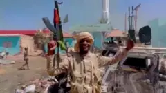 ኣብ መንጐ ክልተ ጐባልል ጀነራላት ሱዳን ንስልጣን ዝግበር ከቢድ ውግእ ኣብ መፋርቕ ሚያዝያ ተወሊዑ