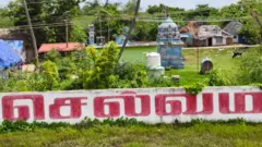 சாதி, சமூகம், தீண்டாமை சுவர், பட்டியலின மக்கள், சட்டம்
