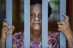 အိန္ဒိယ၊ သက်ကြီးရွယ်အို၊ ကာရဲလား၊ လူသူကင်းမဲ့တဲ့မြို့