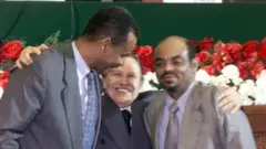 Isaayyaas Afawarqii, Abdel Aziiz Buteflikaafi Mallas Zeenaawwii