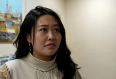 Nhà hoạt động dân chủ người Hong Kong lưu vong Carmen Lau trong cuộc phỏng vấn với Reuters tại London