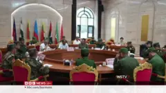 ဝ စစ်ရေးအကူအညီရပ်တန့်မှု ဘယ်လို ရိုက်ခတ်နိုင်သလဲ