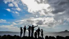 વરસાદ શિયાળો ગરમી ઠંડી વરસાદ ચોમાસું ગુજરાત હવામાન સમાચાર હવામાન અપડેટ