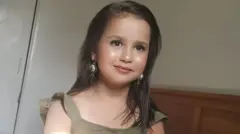 सारा शरीफ 