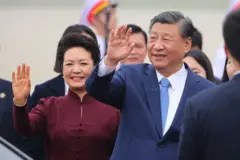 Ông Tập Cận Bình và phu nhân Bành Lệ Viện