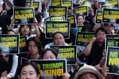 Protesta en Corea del Sur contra los aranceles de Trump