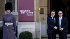 Макрон и Стармер