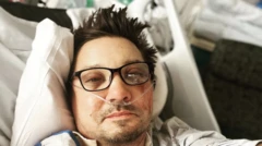 Jeremy Renner yoğun bakımdan mesaj paylaştı: "Şu anda yazamayacak kadar dağılmış durumdayım"
