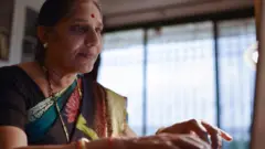 महिला काम 