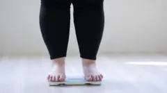 Sare u kaca heerarka buurnida waxaa hadda wajahaya si gaar ah dhalinyarada. 