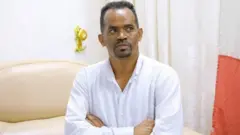 ኣብ ዩኒቨርስቲ ዓዲግራት ዲን ኮሌጅ ሕክምናን ሳይንስ ጥዕናን ዝኾነ ዶክተር የማነ ገብረማርያም