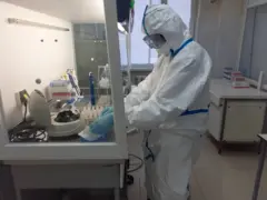 Расмийлер өлкөдө коноравирустун үчүнчү толкуну жүрүп жатканын айтууда