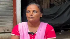 सुवर्णा ढवळे यांनी या पुनर्विकास प्रकल्पास विरोध दर्शवला असून धारावीबाहेर जाण्यास आपली तयारी नसल्याचं त्या सांगतात. 