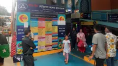 শুক্রবার অনেক রোগীকেই হাসপাতাল ছাড়তে দেখা যায়