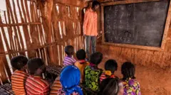 ህፃናት ኣብ ክፍሊ