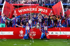 کریستال پالاس