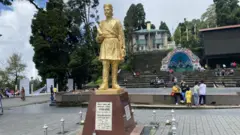 आदि कवि भानुभक्त आचार्य