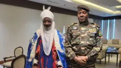 Aworan Emir Sanusi, ati General Tchan