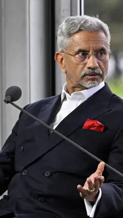 एस जयशंकर