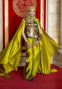 Zainab Jiwa comparece à apresentação real e estreia mundial de "Gladiador II" na Leicester Square, em 13 de novembro de 2024, em Londres, Inglaterra.