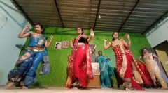 லாவணி நடனம்