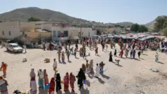 ሰባት ኣብ ዕዳጋ