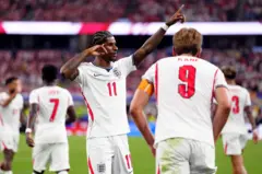 راشفورد يعزز تقدم إنجلترا بهدف رابع أمام كرواتيا