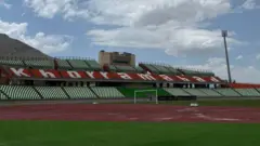 ورزشگاه لر آرنا