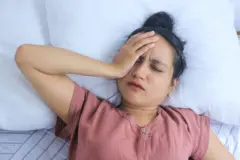 ઊંઘમાં બોલવું ચાલવું, ઊંઘમાં બબડાટ, ઊંઘ ન આવવી, ઊંઘની બીમારી, સારી ઊંઘ કેવી રીતે આવે, બાળકો ઊંઘમાં બોલવું અને લાતો મારવી, બાળકોની ઊંઘ, બીબીસી ગુજરાતી 