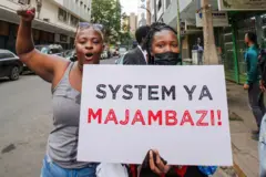 Abagore barimo kwigaragambya mu murwa mukuru Nairobi mu cyumweru gishize