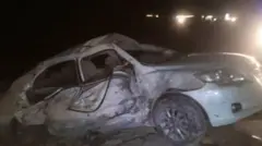 مسوولین وايي، پېښه د دوو کوچنیو موټرو د ټکر له کبله رامنځته شوې.