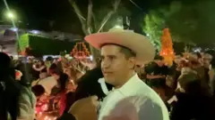 Manzo, retratado el Día de Muertos, antes de sufrir el atentado.