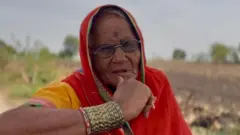 બીબીસી ગુજરાતી સિનિયર સિટિઝન લાતુર મહિલા કોર્ટ જમીન વિવાદ કાયદો પૌત્ર 