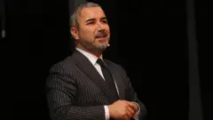 Veyis Ateş 