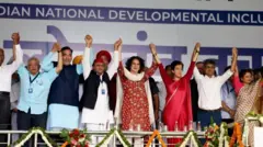 রবিবার রামলীলা ময়দানে ইন্ডিয়া জোটের শরিকরা।