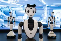 Yadda aka baje kolin mutum-mutumi a wurin taron ƙirƙirarriyar basira na duniya a Shanghai, China