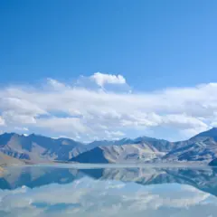 Lago da Areia Branca de Xinjiang