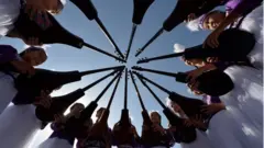 Кыргыз комузу